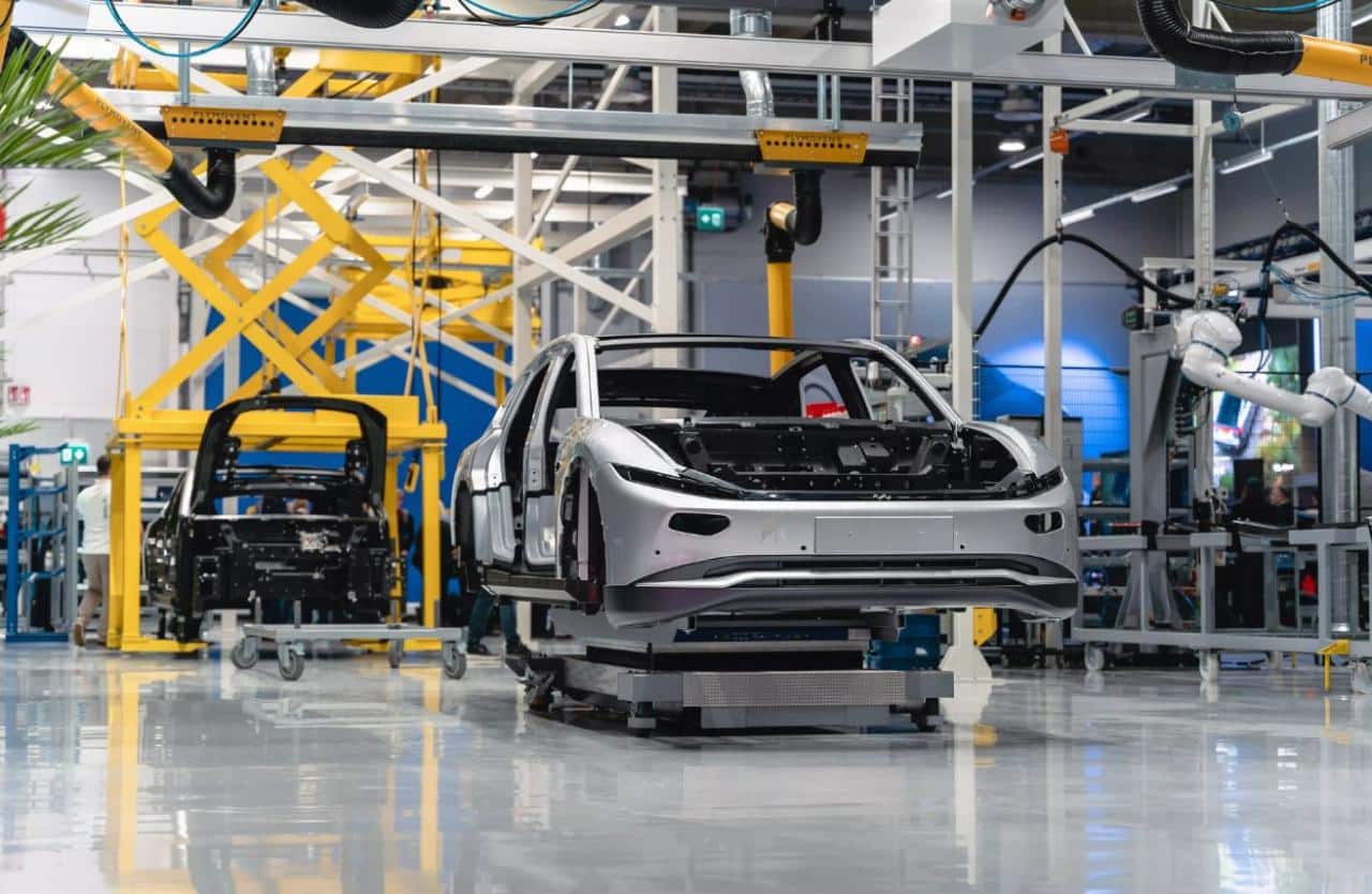 Lightyear startet Serienproduktion ihres Solar-Elektroauto