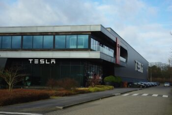 Tesla-eigene Batteriezellen reichen nun für 1000 E-Autos pro Woche